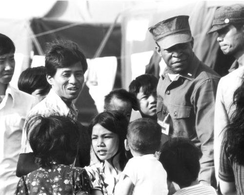 Vietnamese Refugees at Camp Pendleton 1975